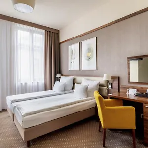 Golden Tulip Center Hotel Krakow